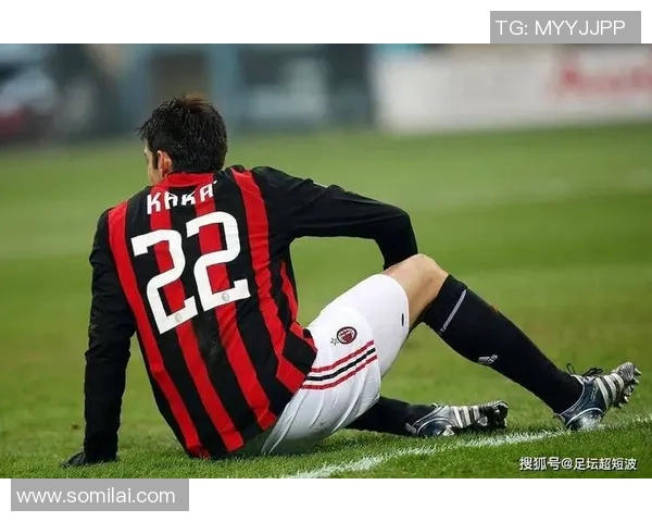 足球球星托普斯是谁 他在足球界的影响力与成就解析